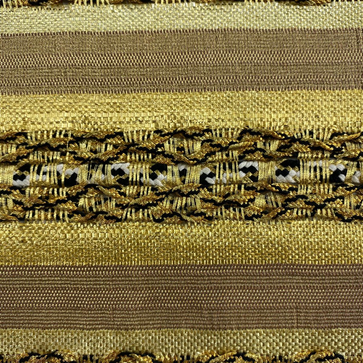 【美品】 袋帶 秀品級 段紋 幾何學 金絲 金金箔 淺茶 紋樣 純蠶絲
