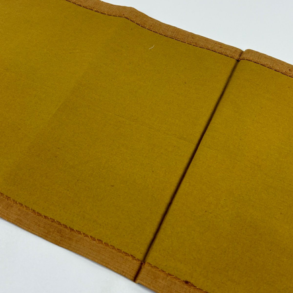 【美品】名古屋帶 秀品級 紬織織 草花紋紋 刺繡 山吹茶 純蠶絲