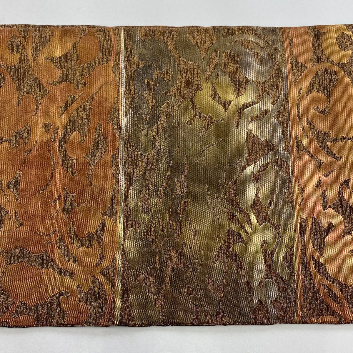【美品】 袋帶 逸品級 落款あり 動物 花唐草紋 金糸 金金箔 茶 六通 純蠶絲