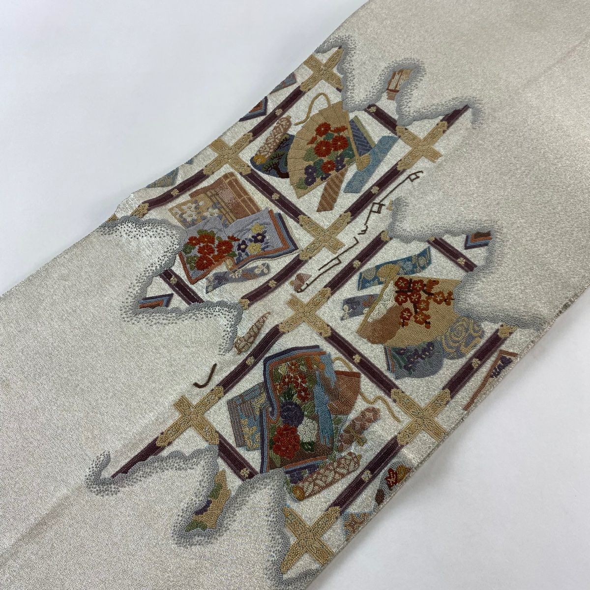 【庫存清倉】 袋帶 名品級 冊子 檜扇子 相良刺繡 金金箔 銀色 大鼓圖案 純蠶絲