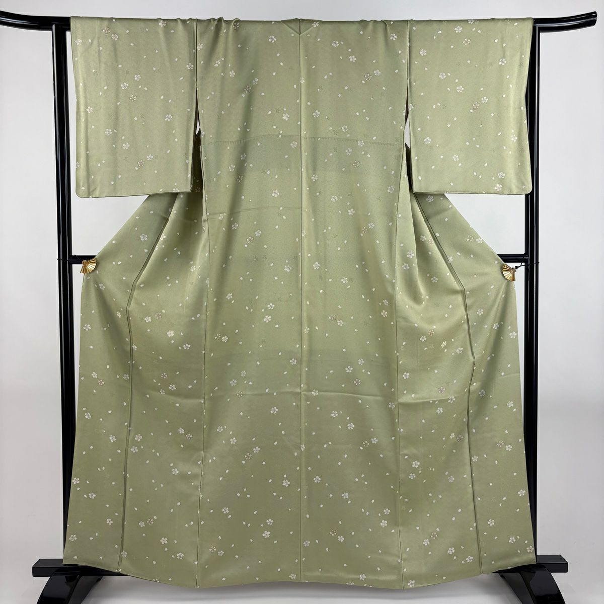 小紋 身長162cm 袖長66cm M 雙層櫻花花瓣金彩裝飾淺綠純蠶絲秀品級