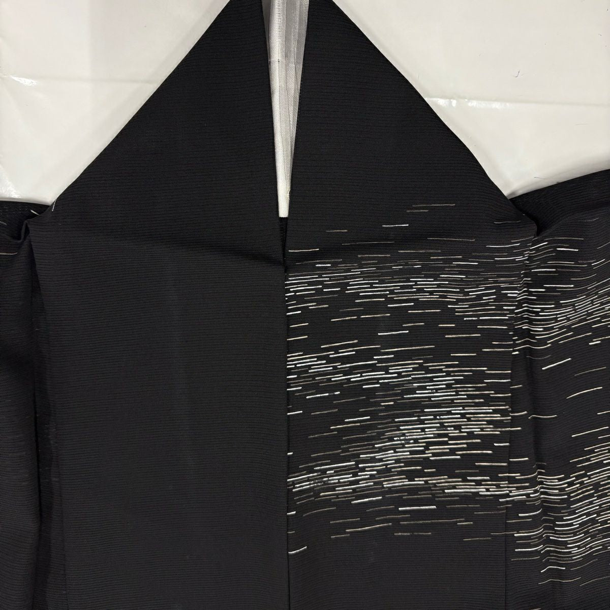 訪問服 身長154.5cm 袖長63cm S 薄物 絽 千鳥 霞 銀糸 刺繡 黑 純蠶絲 名品級 一つ紋