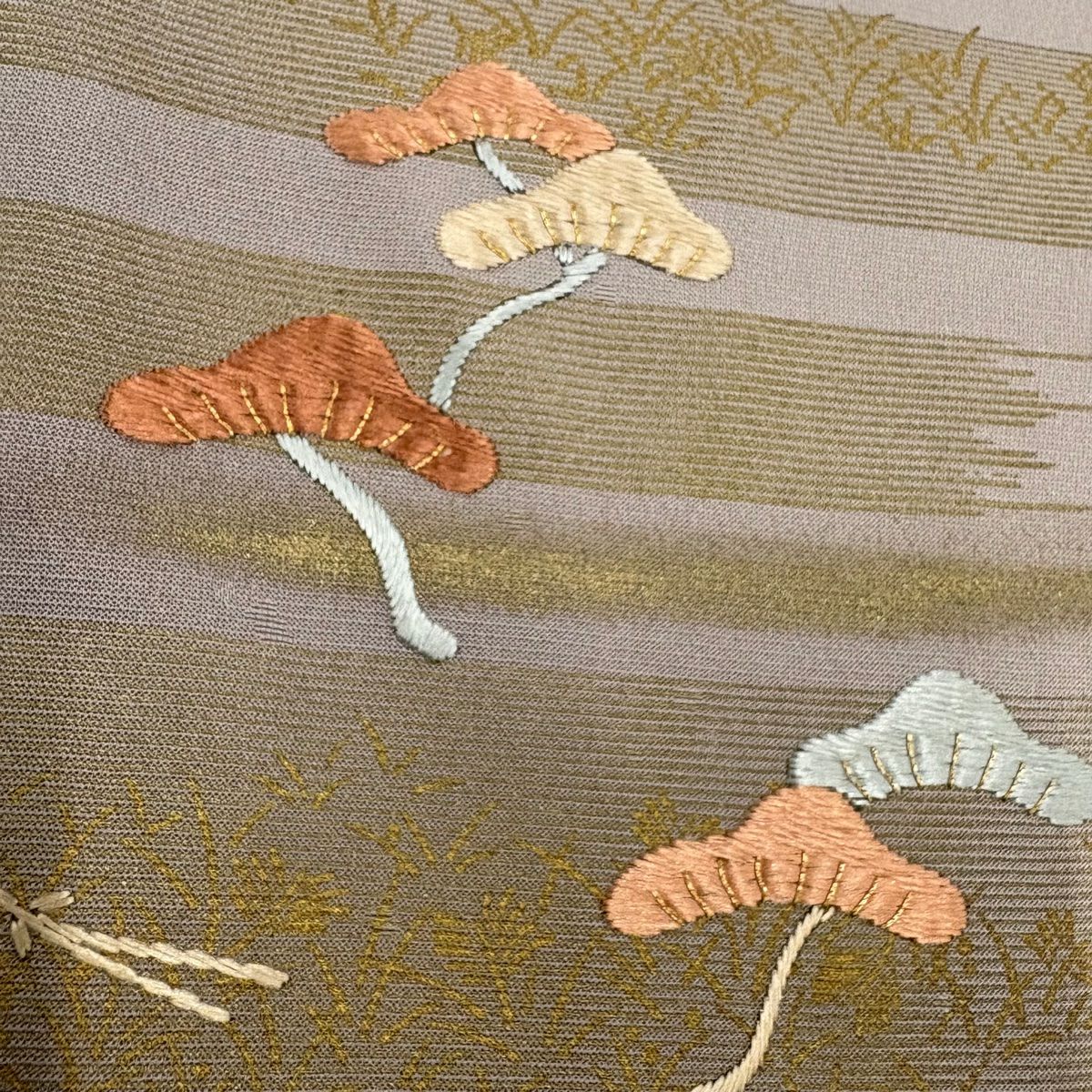 訪問服 身長155cm 袖長61.5cm S 雙層 笠松樹 霞 刺繡 金彩裝飾 灰紫 純蠶絲 秀品級 一つ紋