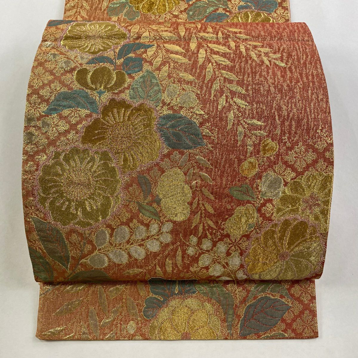 【美品】 袋帶 秀品級 草花紋紋 花菱 金銀彩 金金箔 朱紅 六通 純蠶絲