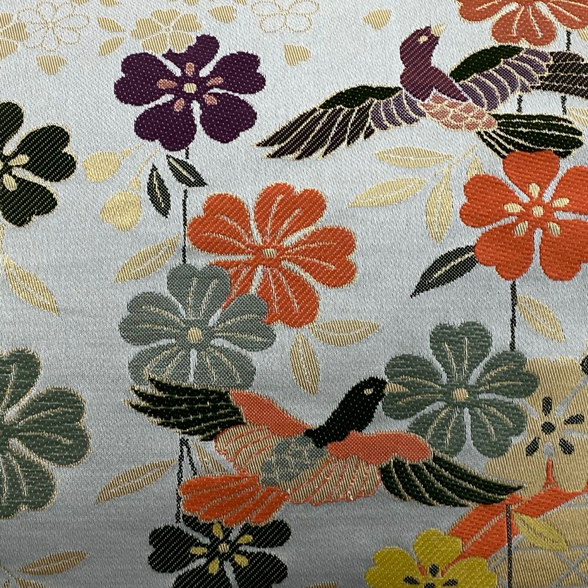 【美品】 袋帶 秀品級 草花紋紋 鳥 金金箔 灰色 六通 純蠶絲