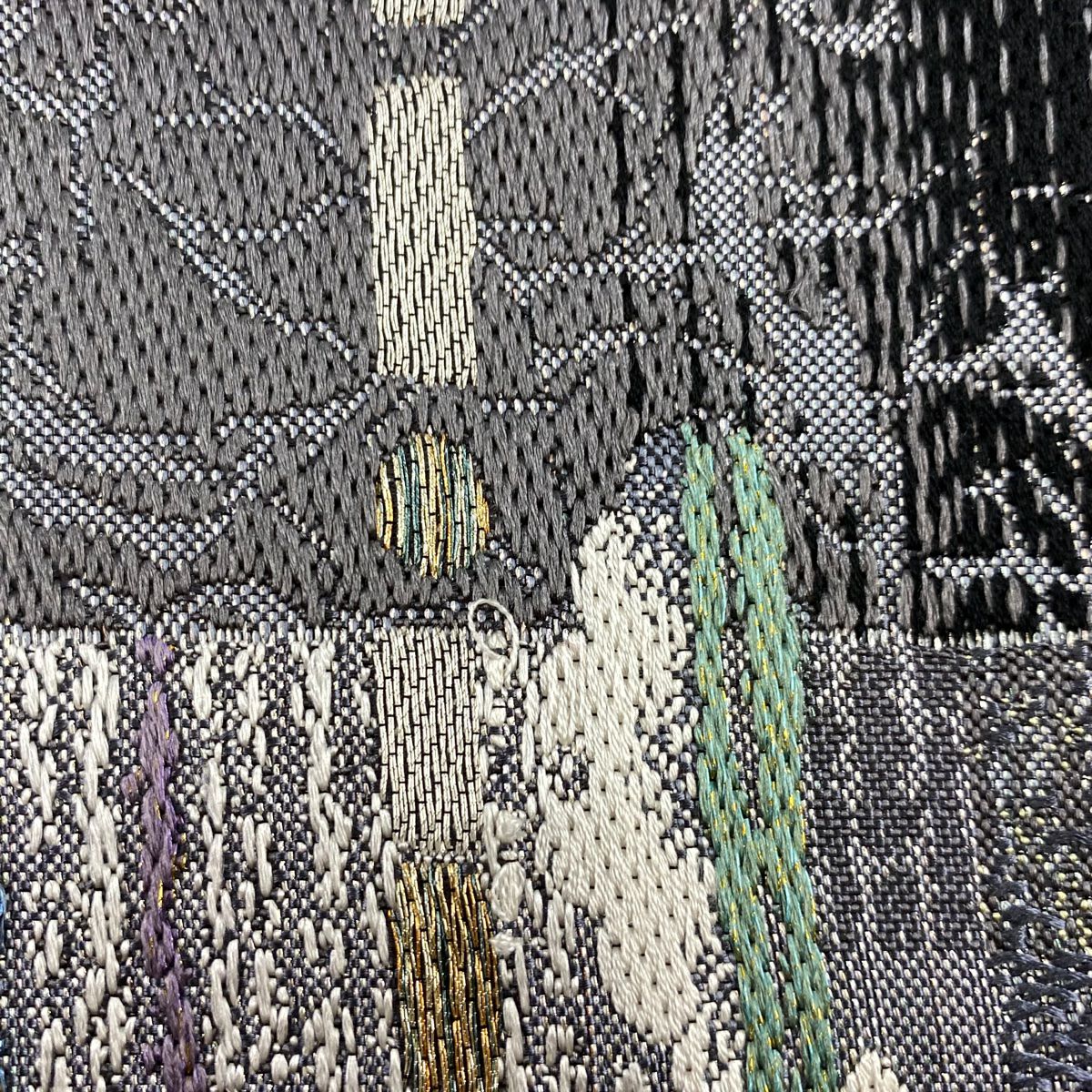 【庫存清倉】 【美品】 袋帶 名品級 大和 幾何圖案 霞 金銀彩 刺繡 灰色 六通 純蠶絲