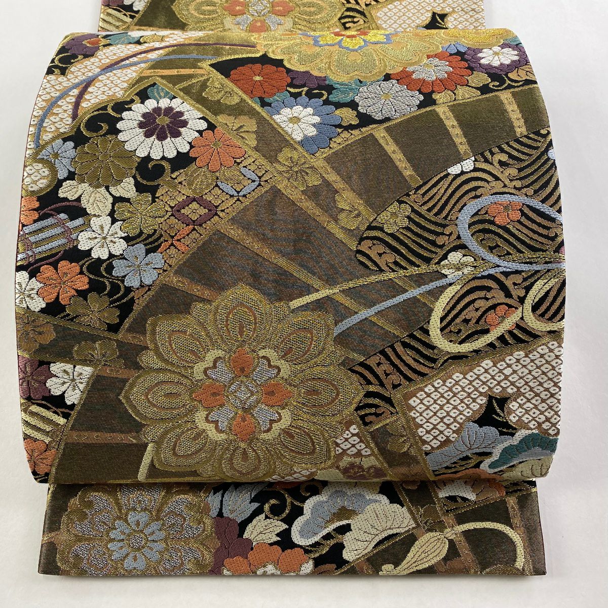 【美品】 袋帶 秀品級 扇子面花華紋 金絲 金金箔 金 六通 純蠶絲