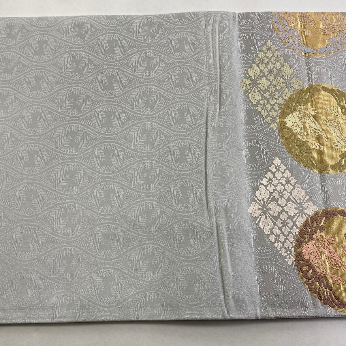 【庫存清倉】 【美品】 袋帶 名品級 向鳥 花菱 金金箔 灰色 六通 純蠶絲