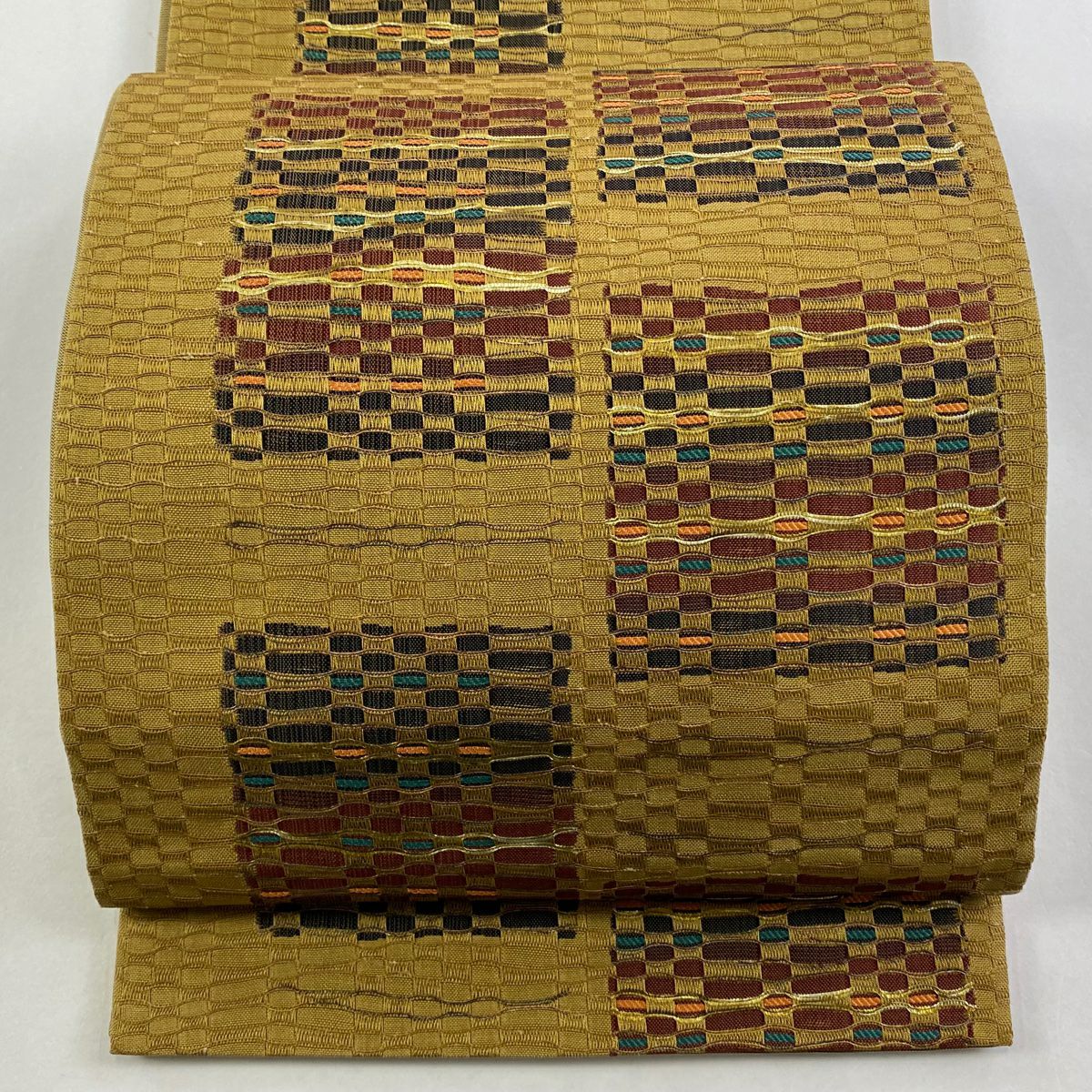 【庫存清倉】 【美品】 袋帶 名品級 大島美術 變化市松樹 幾何學 金金箔 山吹茶 六通 純蠶絲