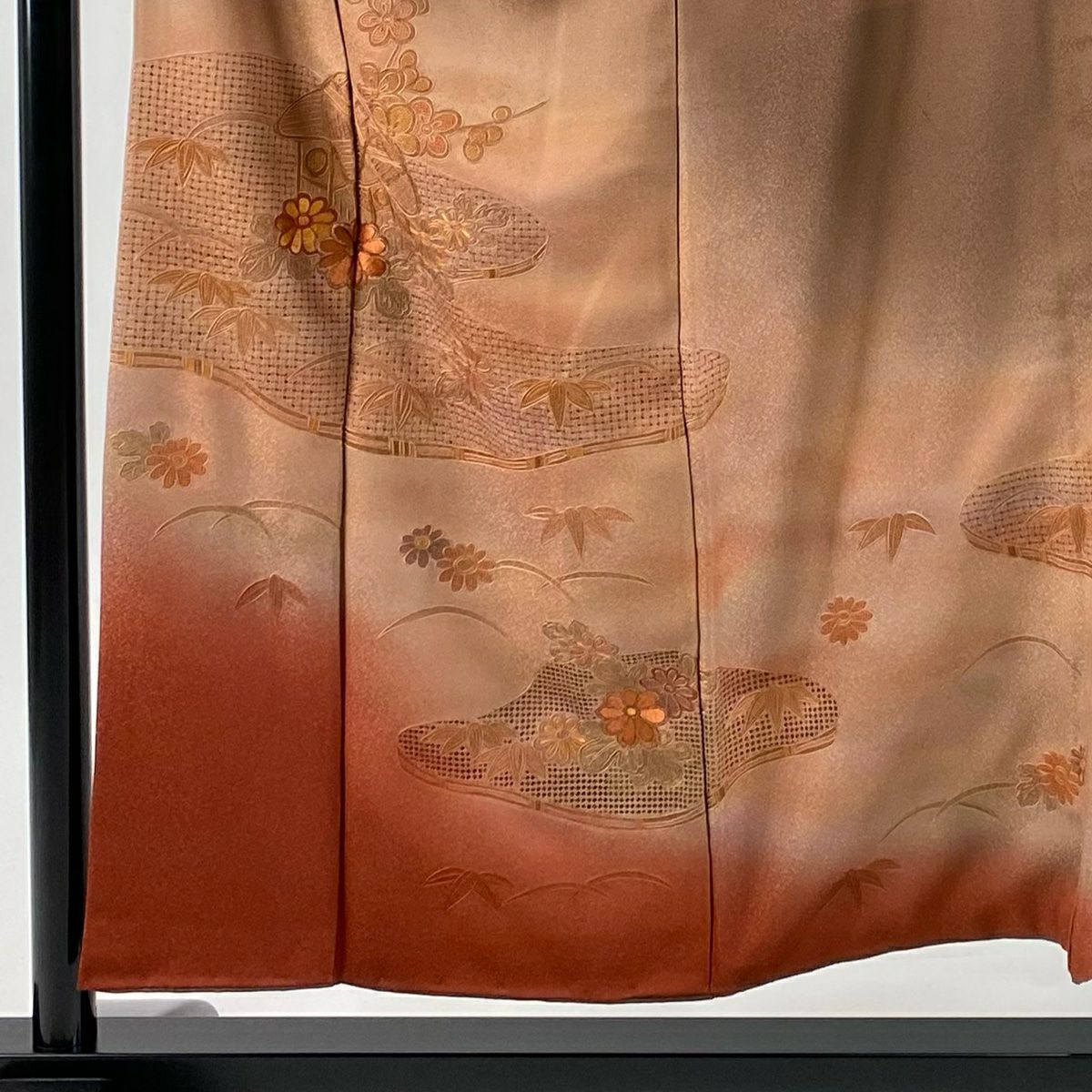 訪問服 身長151.5cm 袖長64.5cm M 雙層 家屋 草花紋紋 刺繡 漸層 紅茶 純蠶絲 秀品級 一つ紋