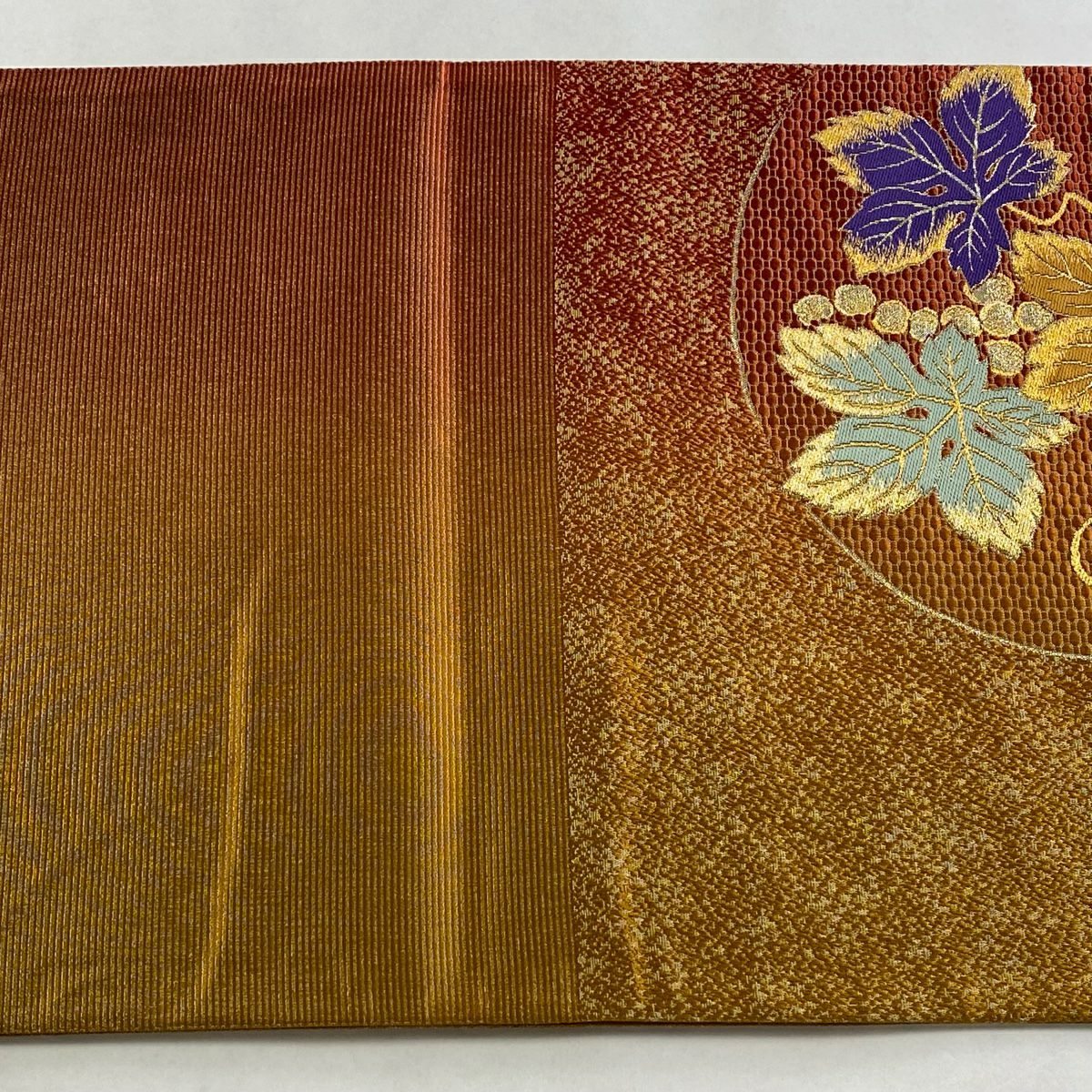 【美品】 袋帶 秀品級 葡萄 金糸 金金箔 山吹茶 六通 純蠶絲