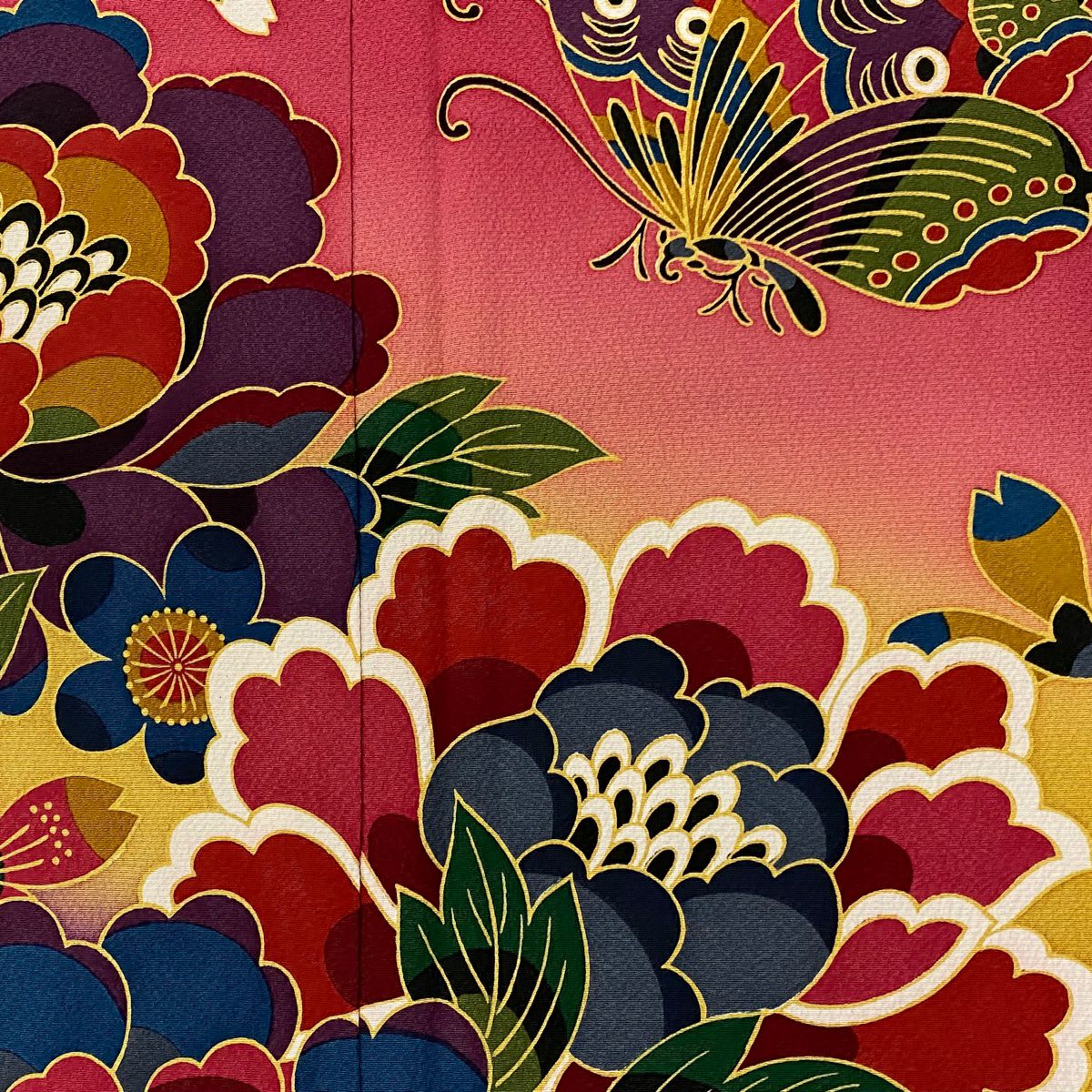 【美品】振袖禮服 身長162cm 袖長68.5cm L 雙層 草花紋紋 蝶圖案 漸層 深粉紅 純蠶絲 名品級