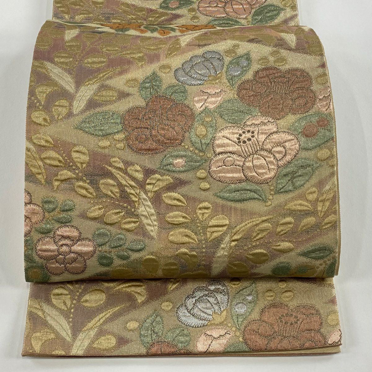【美品】 袋帶 秀品級 椿 松樹皮菱 金金箔 薄小豆 六通 純蠶絲