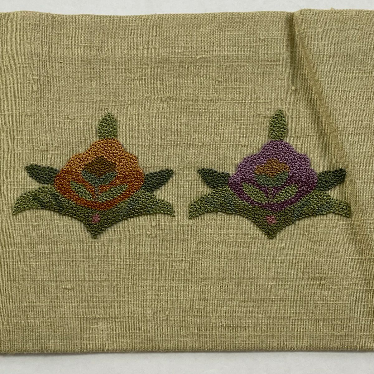 【美品】名古屋帶 秀品級 紬織織 草花紋紋 幾何學刺繡 抹茶 純蠶絲