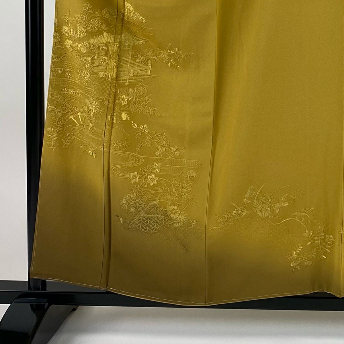 【美品】 付下 身長156cm 袖長65cm M 雙層 建物 松樹梅花 刺繡 山吹茶 純蠶絲 秀品級