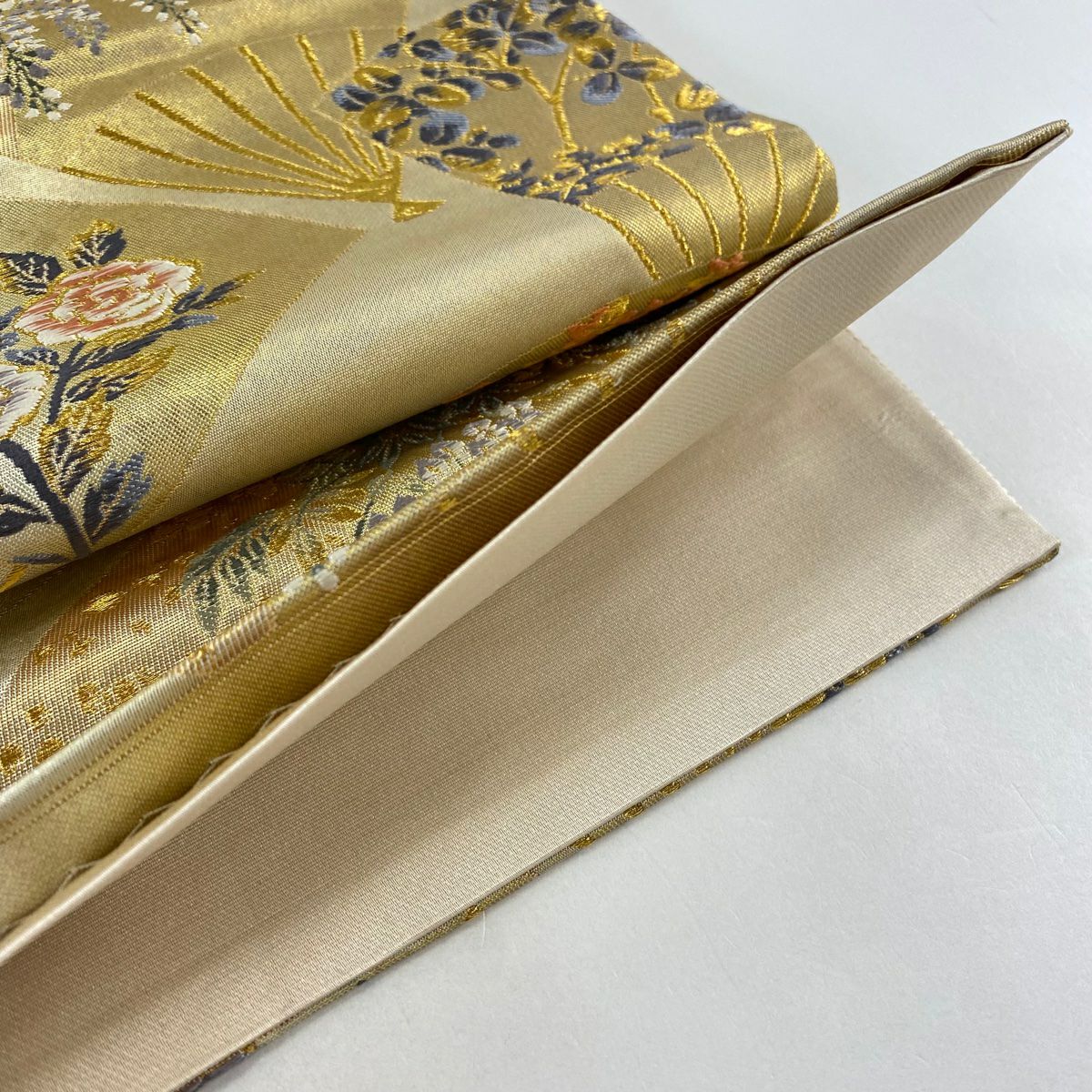 袋帶 秀品級 扇子 草花紋 金糸 金金箔 灰白 六通 純蠶絲