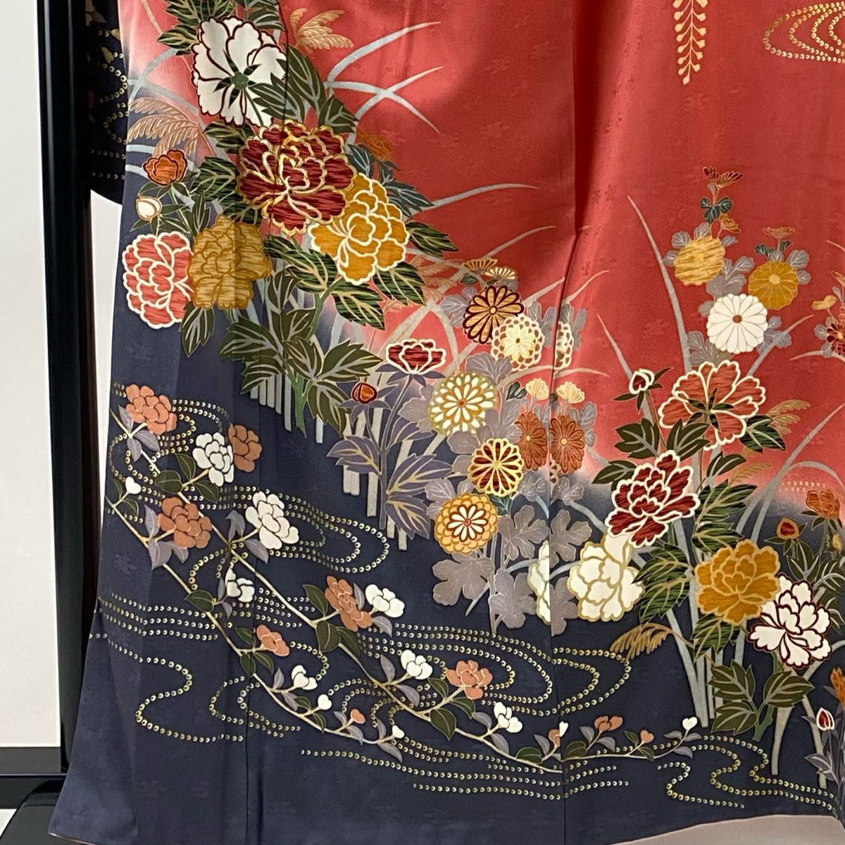 振袖禮服 身長162cm 袖長68cm L 雙層 草花紋紋 流水 金絲 金銀彩 鮭粉色 純蠶絲 名品級