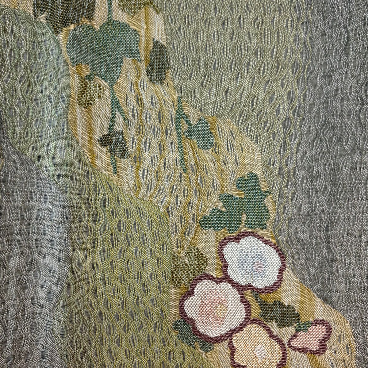 【美品】 袋帶 秀品級 草花紋紋 霞 銀通 金金箔線 灰綠色 大鼓圖案 純蠶絲