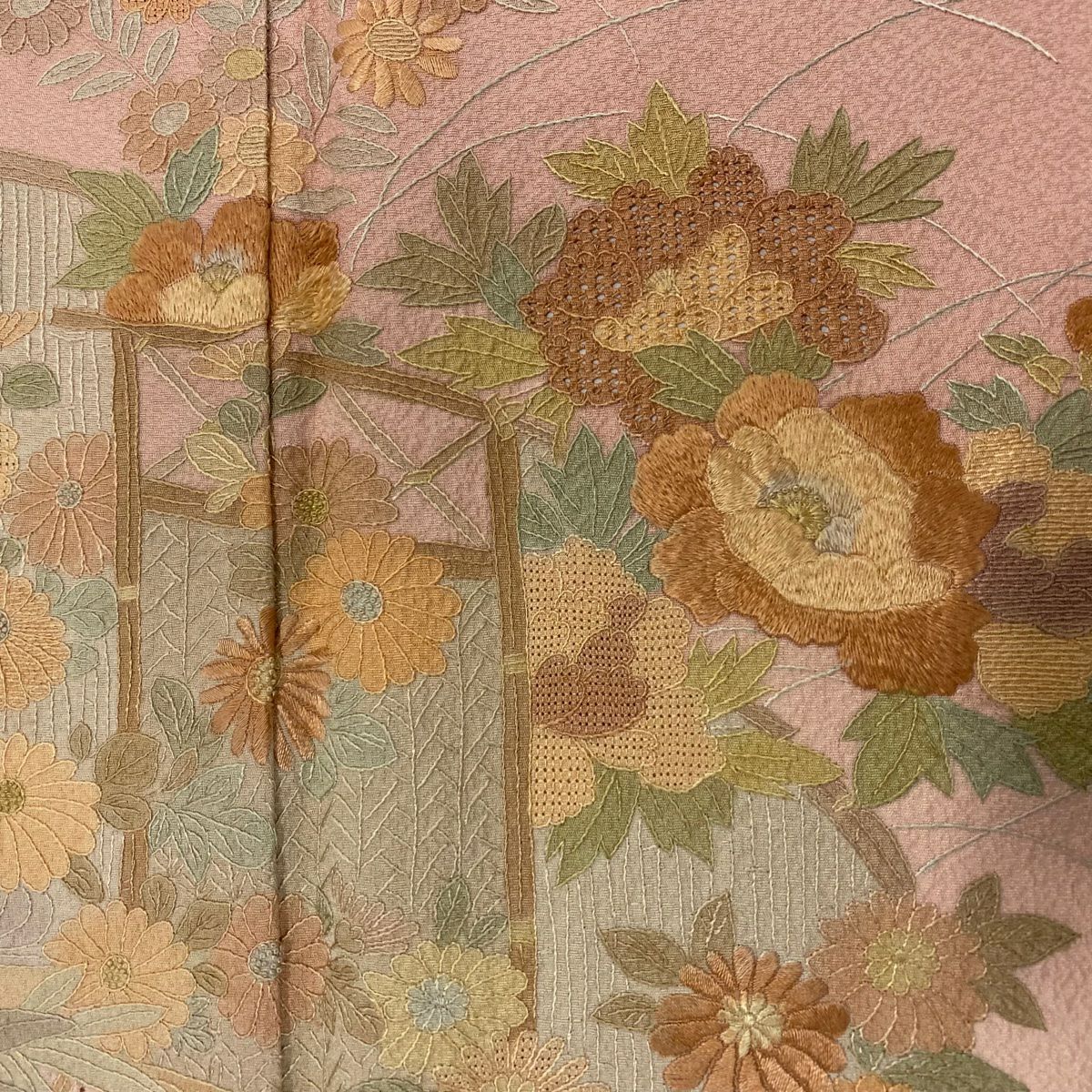 付下 身長153.5cm 袖長67cm M 單層 菊花 草花紋刺繡 漸層 粉米色 純蠶絲 優品級