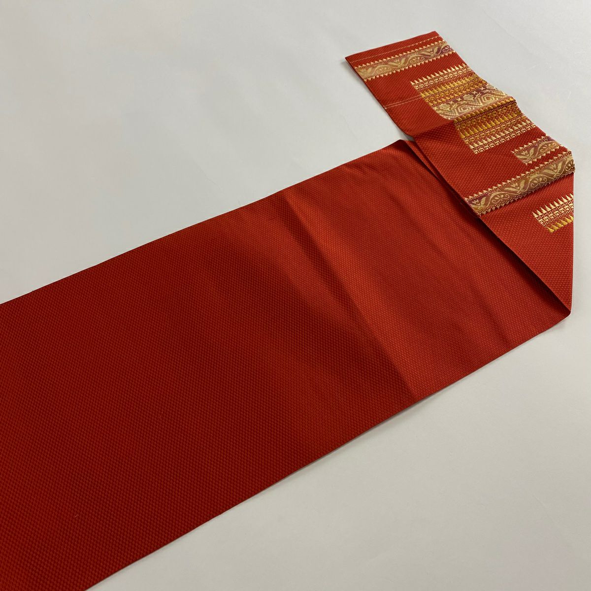 【美品】 名古屋帶 優品級 八寸名古屋帶 松樹葉仕立 雙層 幾何學圖案 金絲 茜 純蠶絲