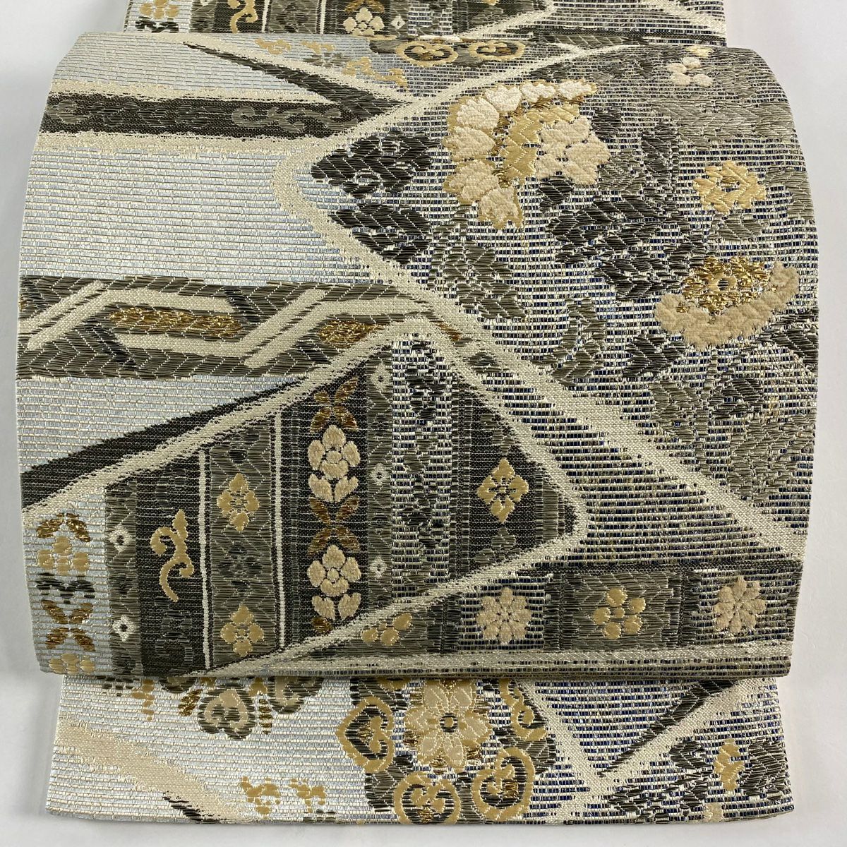 【美品】 袋帶 名品級 草花紋紋 金金箔 刺繡 灰色 お太鼓圖案 純蠶絲