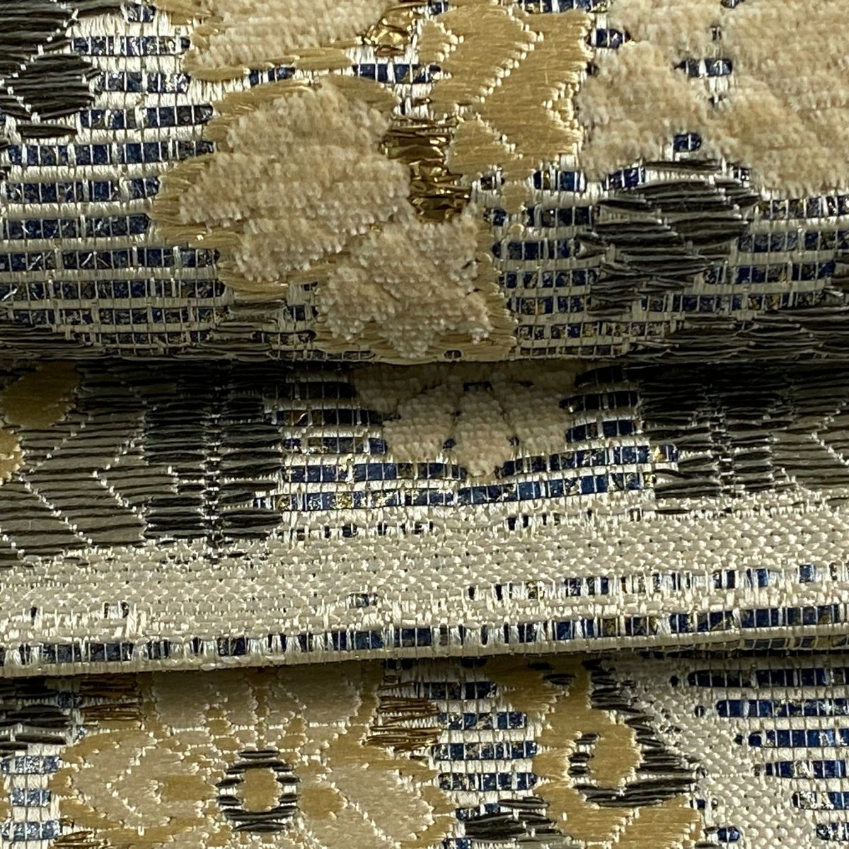 【美品】 袋帶 名品級 草花紋紋 金金箔 刺繡 灰色 お太鼓圖案 純蠶絲