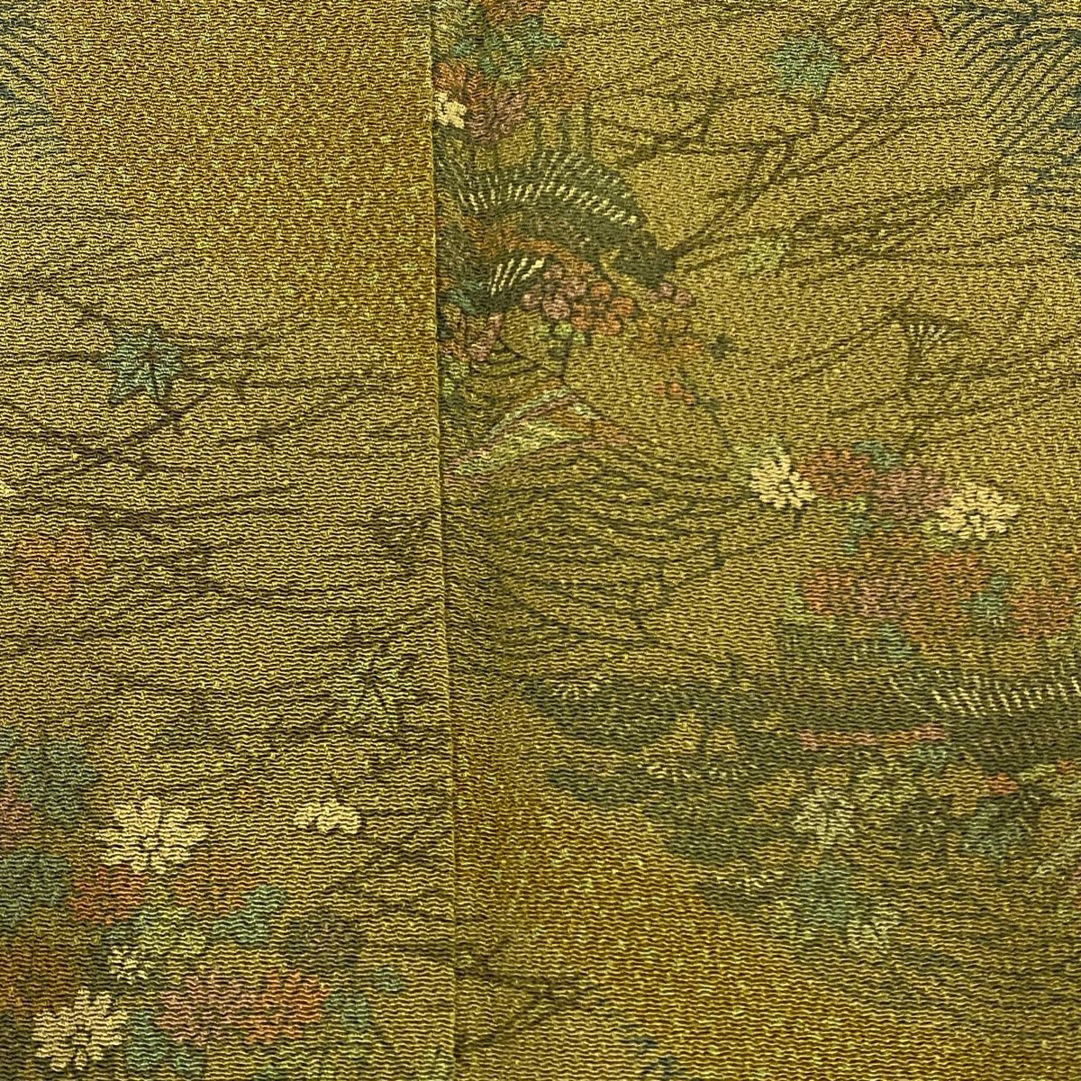 【美品】 小紋 身長157cm 袖長64cm M 雙層 南部幸雄 落款あり 草花紋紋 家屋 縮緬 鶯色 純蠶絲 優品級