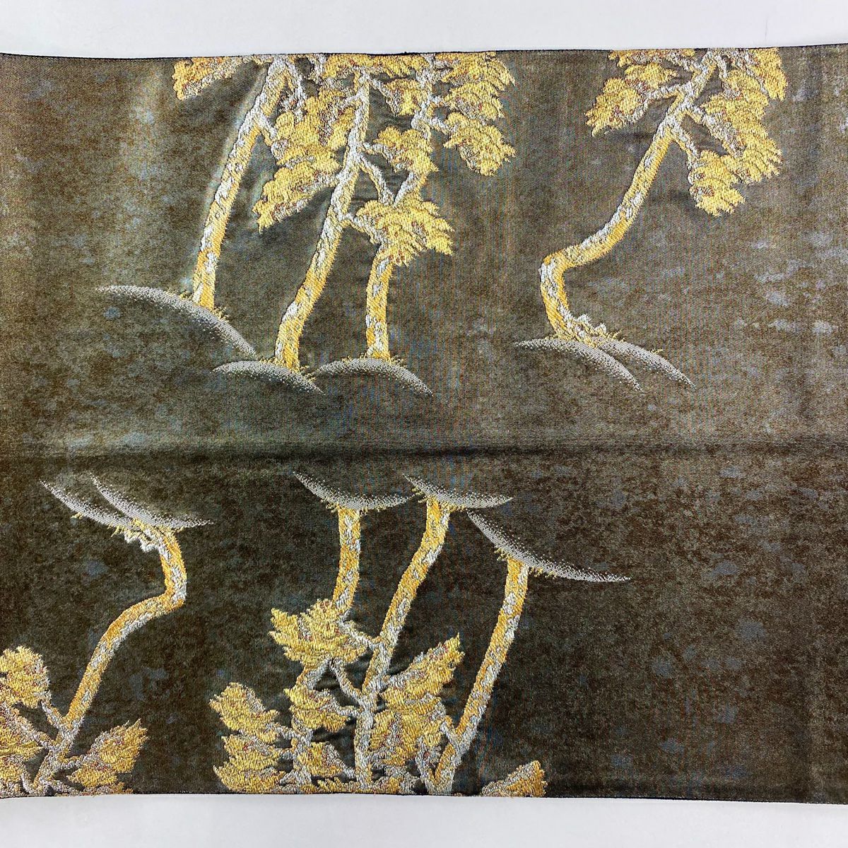 【美品】 袋帶 名品級 じゅらく 落款あり 横山大觀 白砂青松樹 金銀彩 金金箔 灰茶 お太鼓柄 純蠶絲
