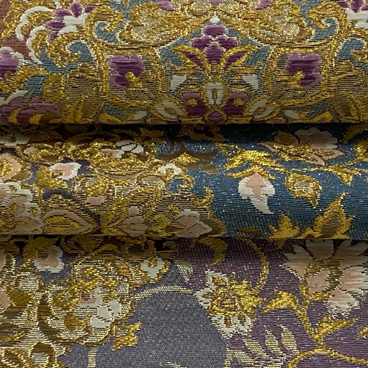 袋帶 逸品級 じゅらく 落款あり 帝王紫 華紋 花唐草紋 金糸 金金箔 灰紫 お太鼓柄 純蠶絲
