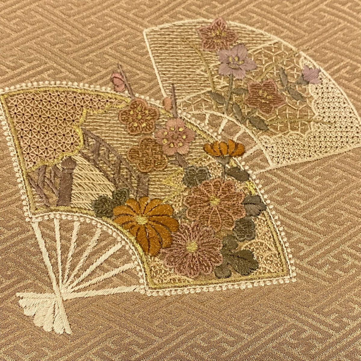 付下 身長152cm 袖長63cm S 雙層 扇子 草花紋刺繡 絞染 淺茶 純蠶絲 秀品級 一個紋