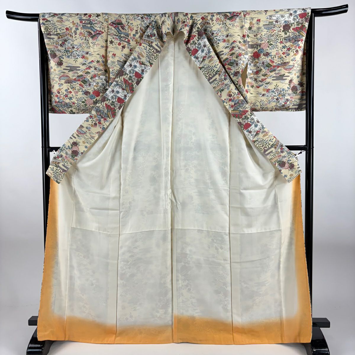 【美品】 小紋 身長167.5cm 袖長65.5cm M 雙層 建物 松樹竹子梅花 米色 純蠶絲 優品級