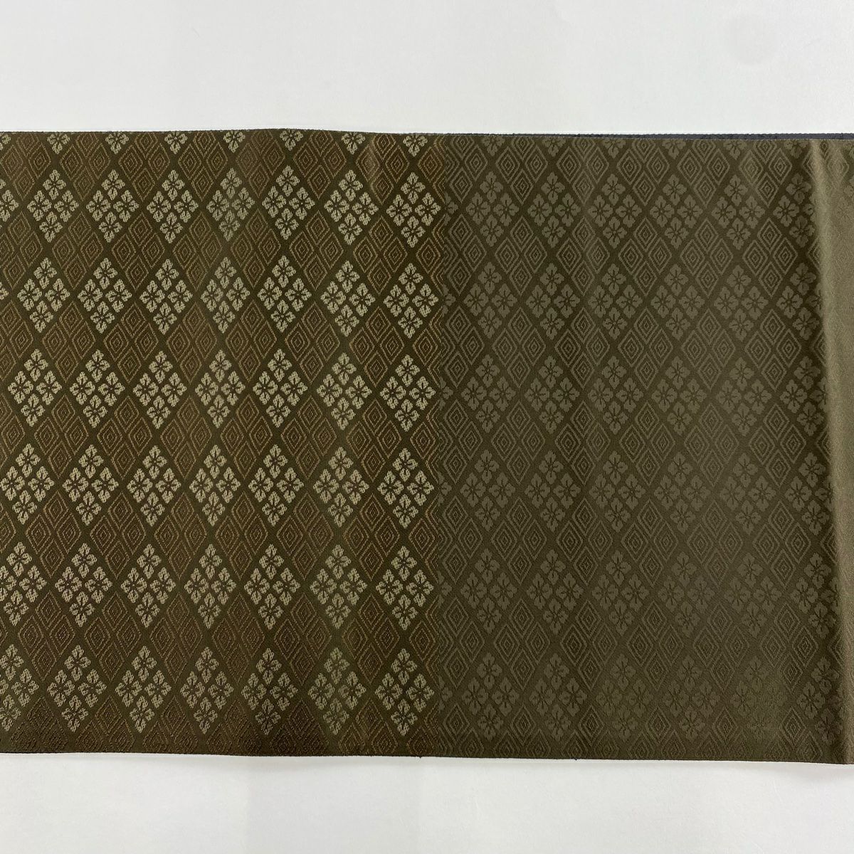 【美品】 袋帶 名品級 木賊 花菱 金糸 刺繡 茶綠 お太鼓圖案 純蠶絲