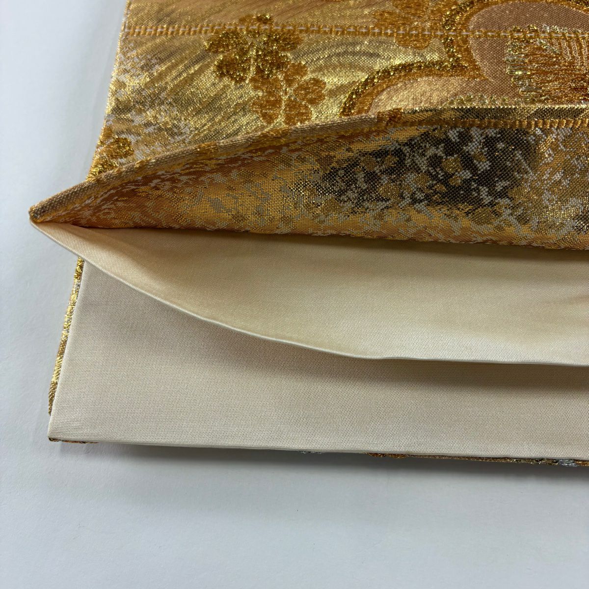 【美品】 袋帶 秀品級 松樹 樱 金金箔 金色 六通 純蠶絲