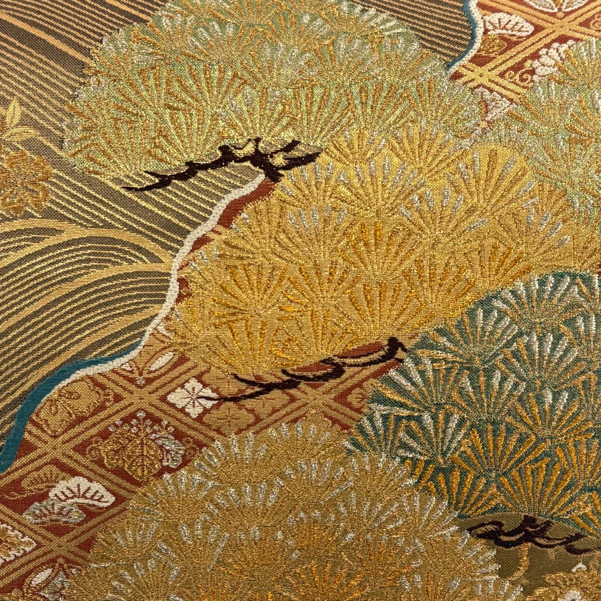 【美品】 袋帶 秀品級 松樹 波 金銀絲 金金箔 金色 六通 純蠶絲
