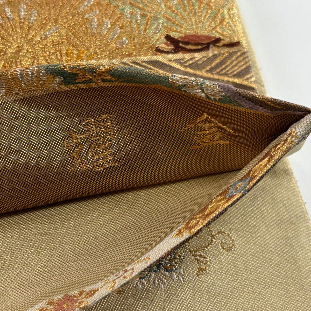 【美品】 袋帶 秀品級 松樹 波 金銀絲 金金箔 金色 六通 純蠶絲