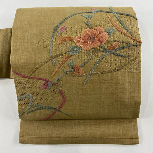 【美品】名古屋帶 秀品級 關西仕立 紬織織 椿霞刺繡 灰綠 純蠶絲