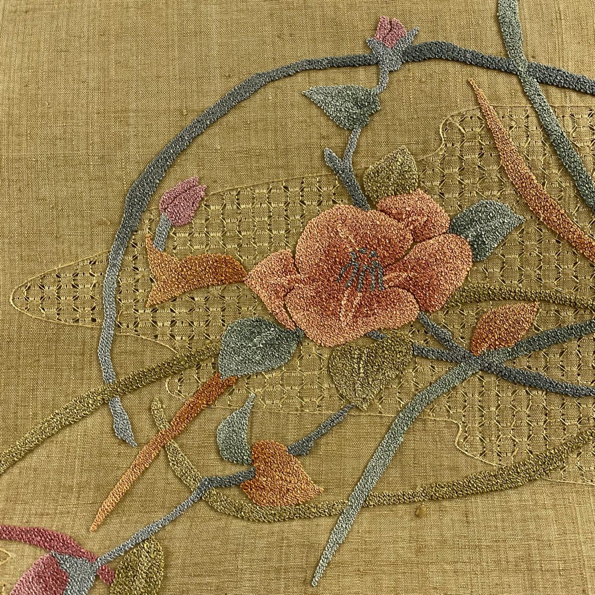 【美品】名古屋帶 秀品級 關西仕立 紬織織 椿霞刺繡 灰綠 純蠶絲
