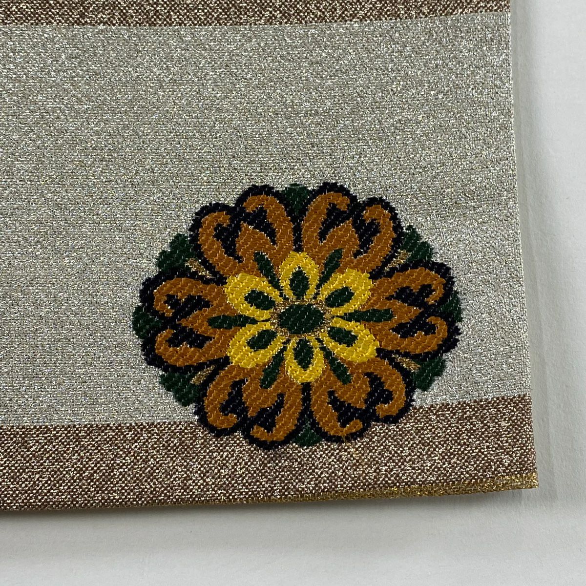 【美品】 袋帶 秀品級 段紋 單點圖案 金金箔 淺黃土色 六通 純蠶絲