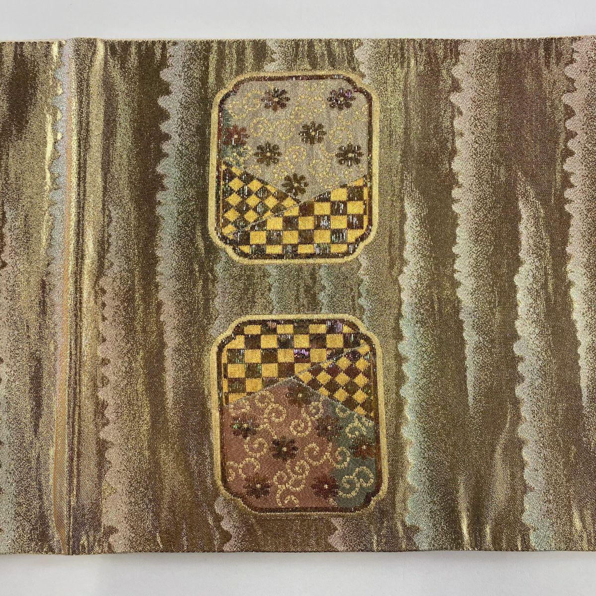 【美品】 袋帶 秀品級 螺鈿織 枝梅花 菊花唐草紋 金糸 金金箔 金色 大鼓圖案 純蠶絲