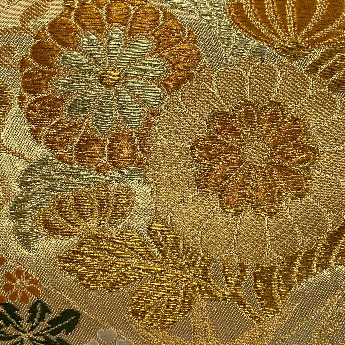 【美品】 袋帶 秀品級 立涌 草花紋 金絲 金金箔 金色 六通 純蠶絲