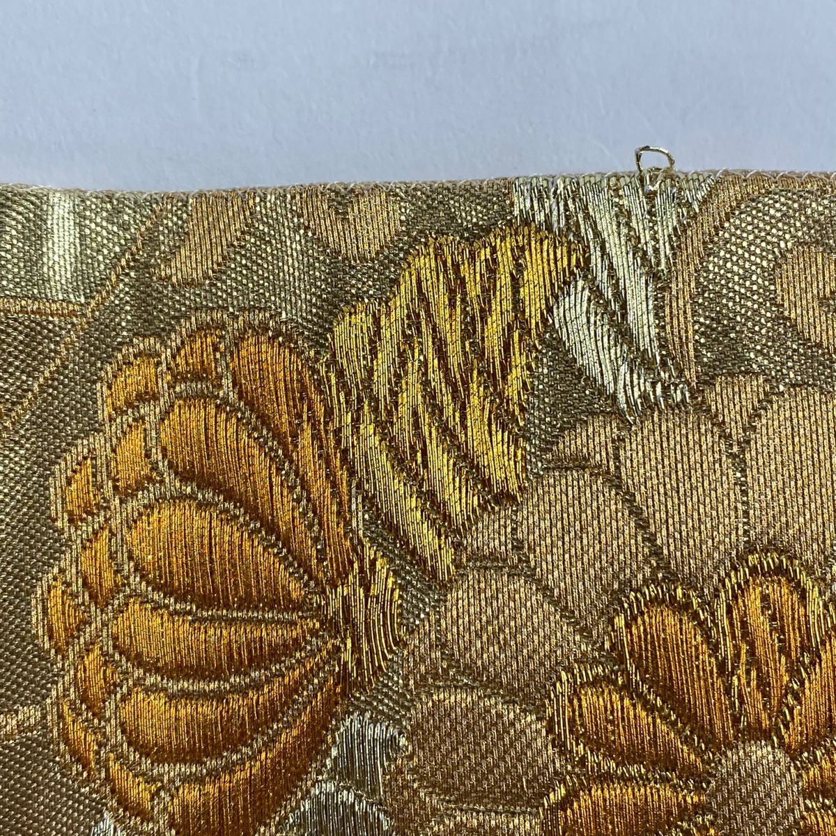 【美品】 袋帶 秀品級 立涌 草花紋 金絲 金金箔 金色 六通 純蠶絲