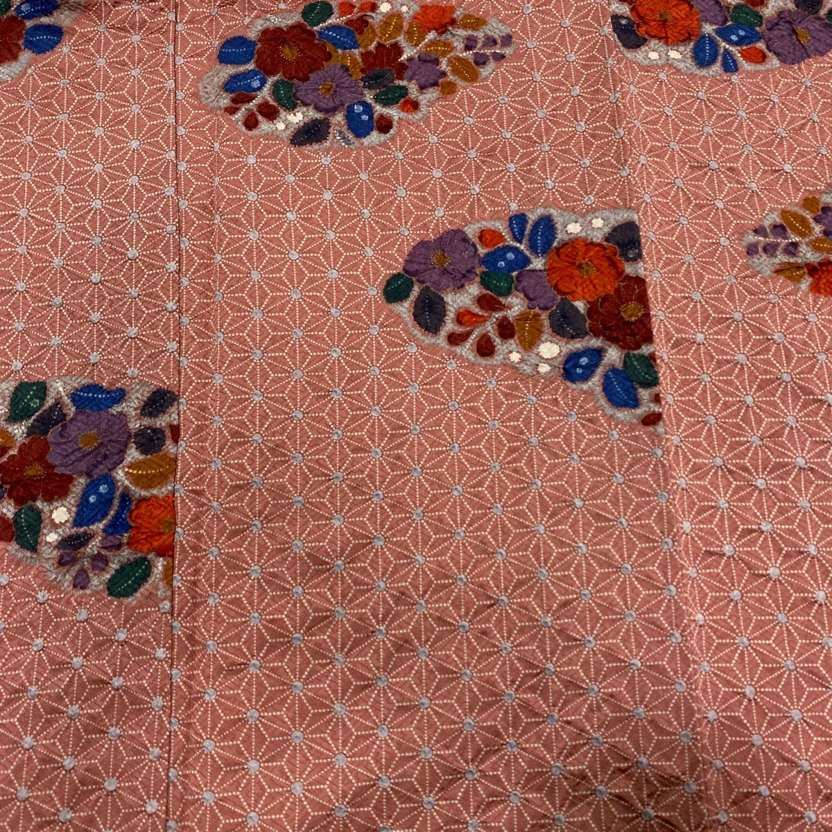 【美品】 小紋 身長158cm 袖長65.5cm M 雙層 草花紋紋 麻葉 絞染 鮭粉色 純蠶絲 秀品級