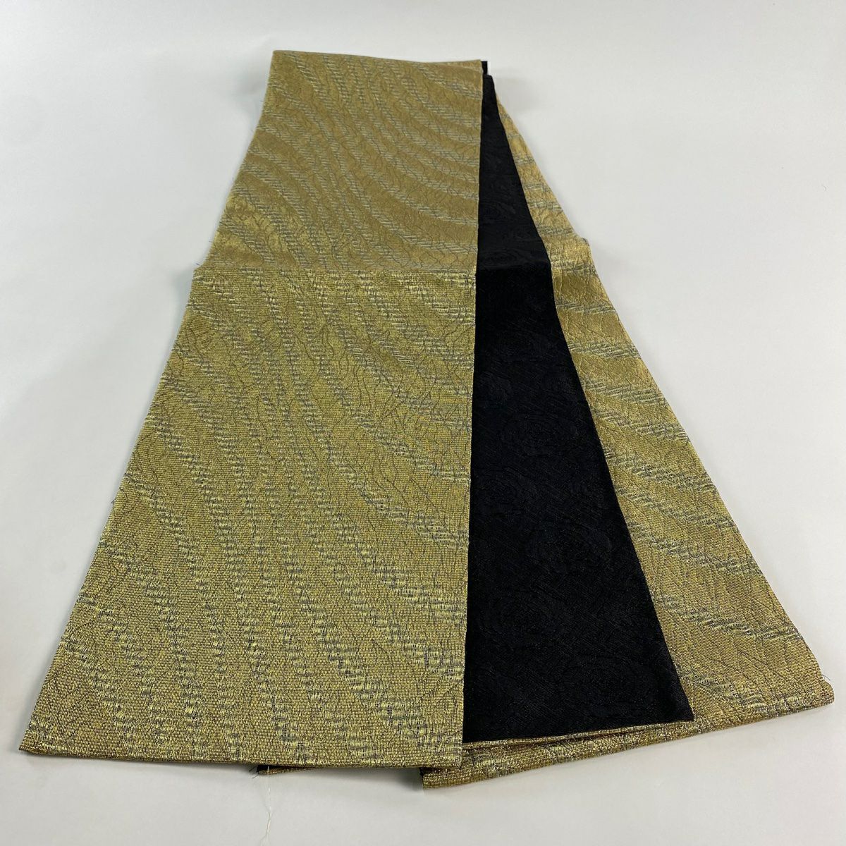 【美品】 袋帶 名品級 雜色條 幾何圖案 金絲 金金箔 金色 全通 純蠶絲