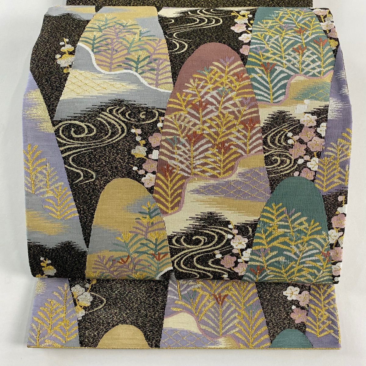 【美品】 袋帶 名品級 松樹梅花 流水 金銀彩 金金箔 墨 黑色 お太鼓圖案 純蠶絲