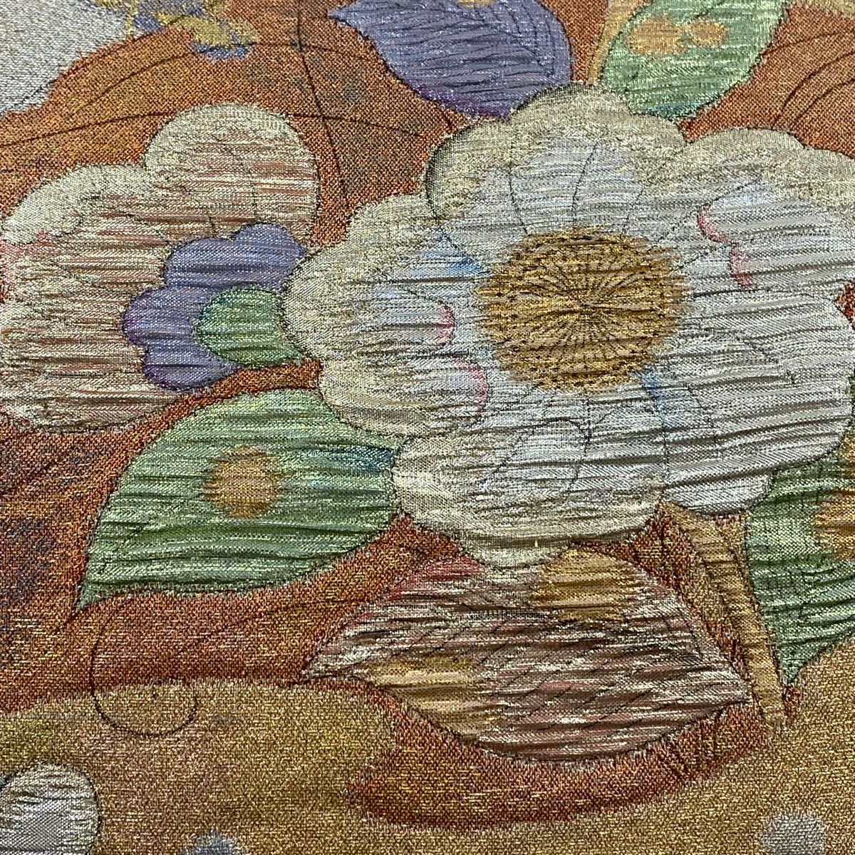 【美品】 袋帶 優品級 草花紋 椿 金金箔 金色 大鼓圖案 純蠶絲