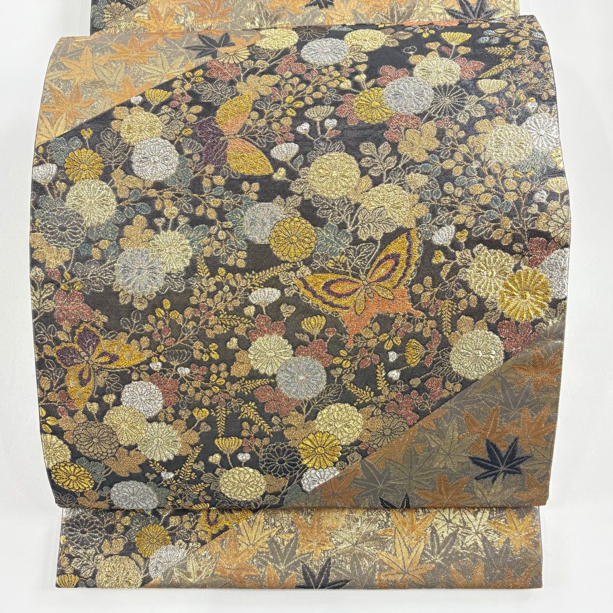 【美品】 袋帶 秀品級 蝶 菊花 金銀彩 金金箔 灰茶 六通 純蠶絲