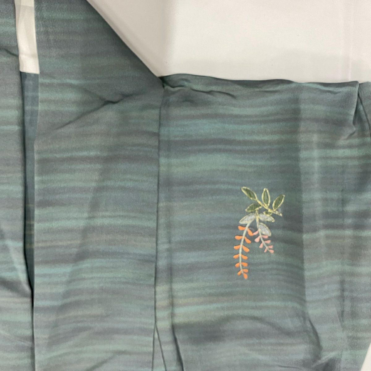 【庫存清倉】 付下 身長151cm 袖長60cm S 單層 扇子面 菊花花 金絲 刺繡 青灰色 純蠶絲 優品級