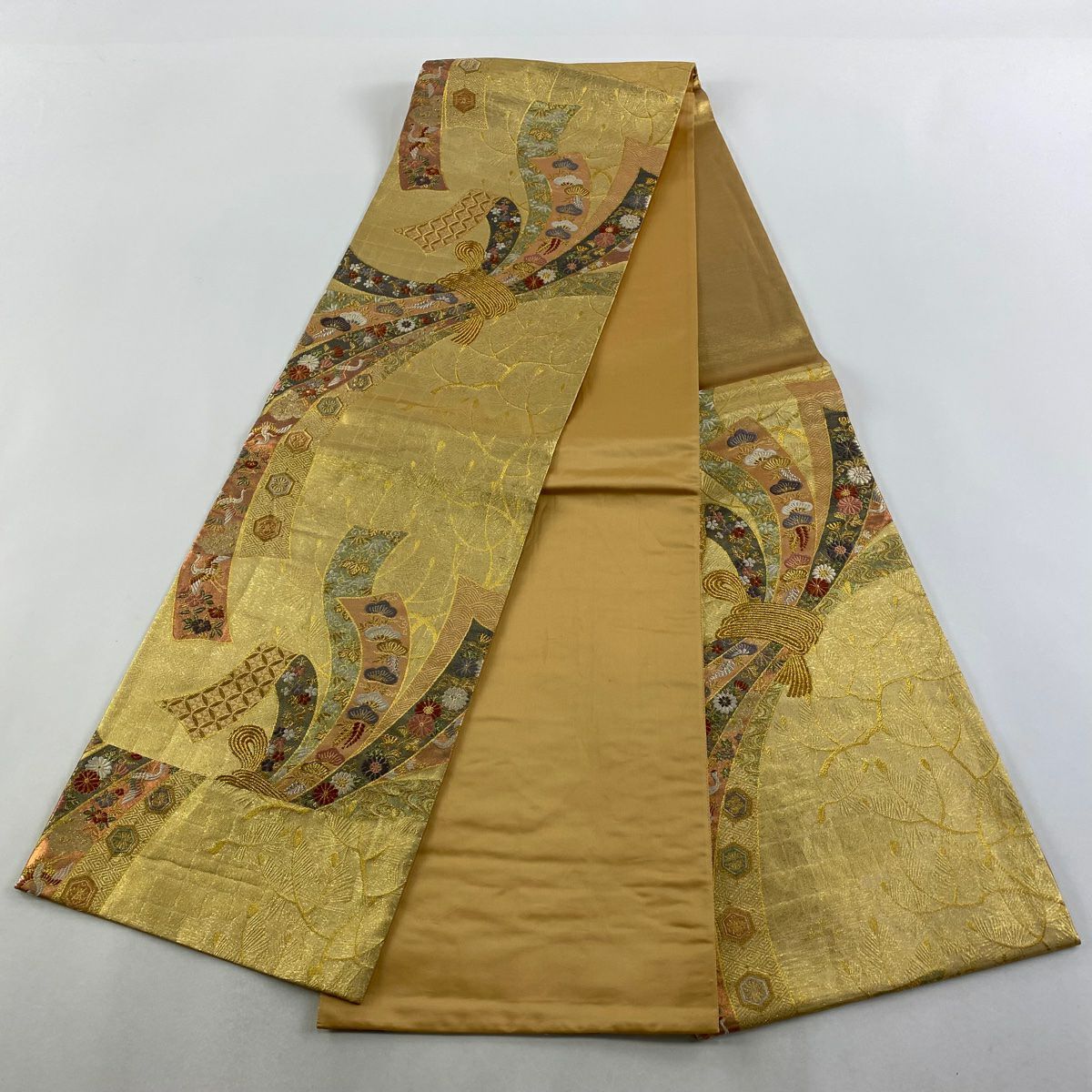 袋帶 秀品級 振袖禮服禮服用 束帶熨斗紋 草花紋紋 金絲 金金箔 金色 六通 純蠶絲