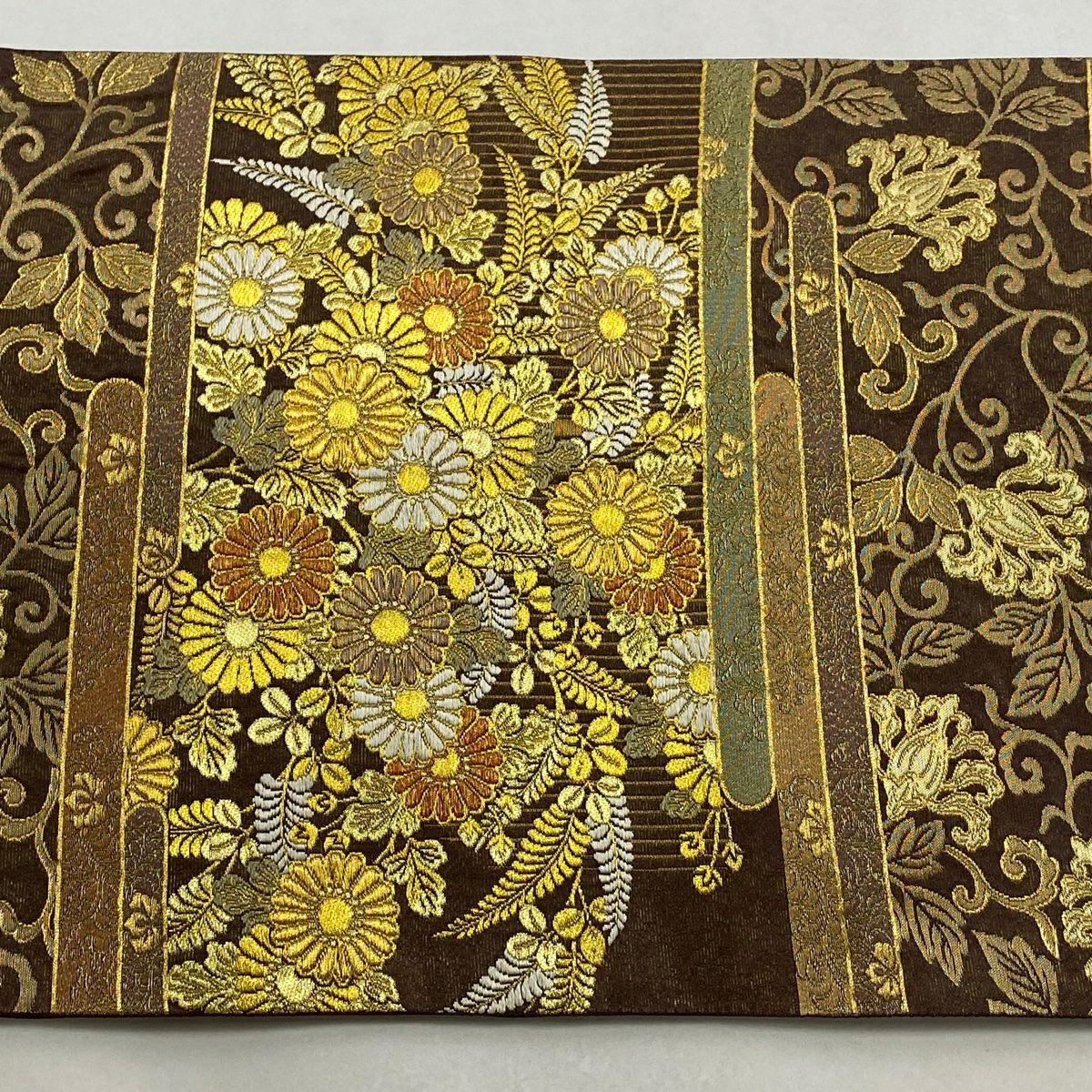 【美品】 袋帶 秀品級 菊花花唐草紋 金絲 金金箔 茶 六通 純蠶絲