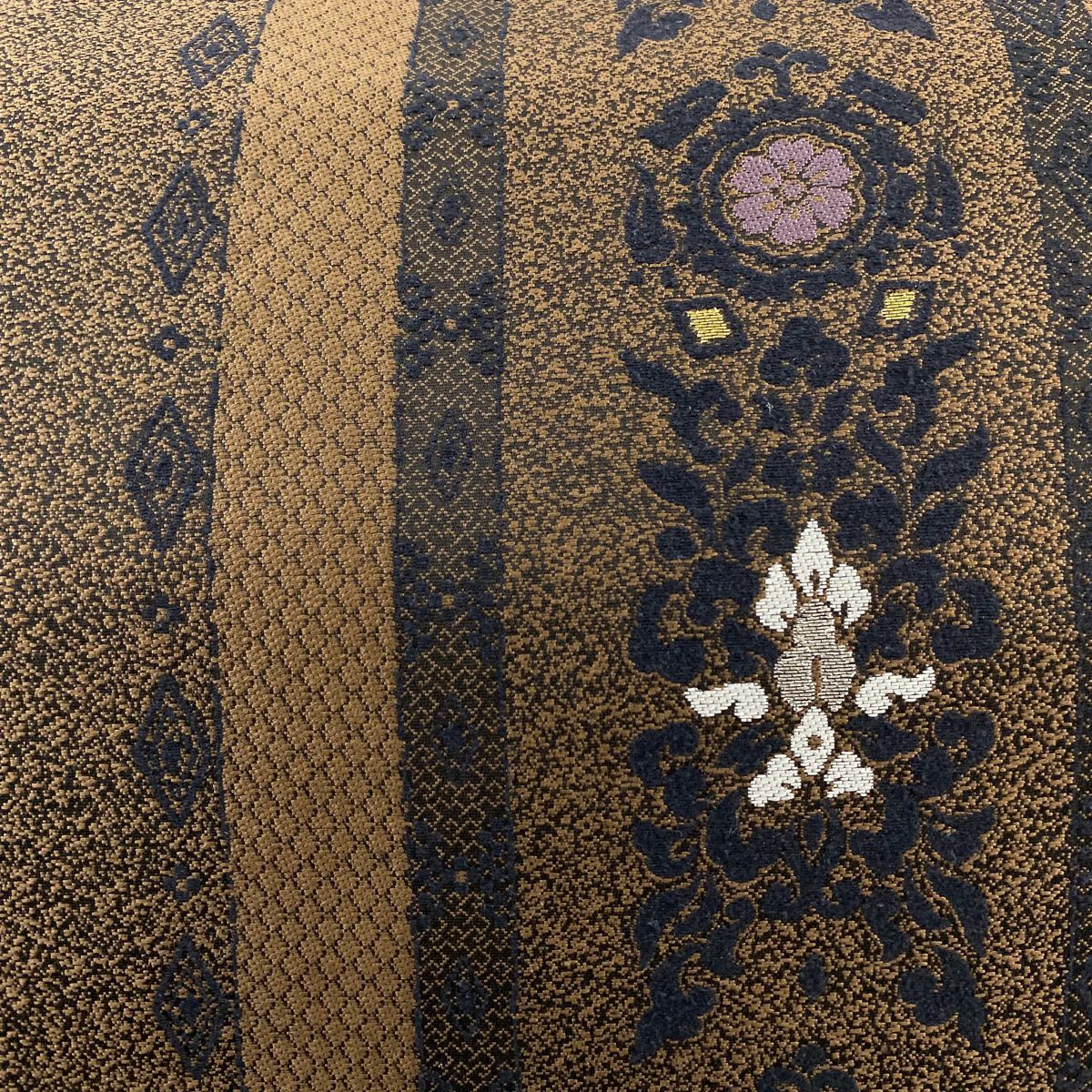 【美品】 袋帶 名品級 草花紋紋 菱形 金銀彩 茶 六通 純蠶絲